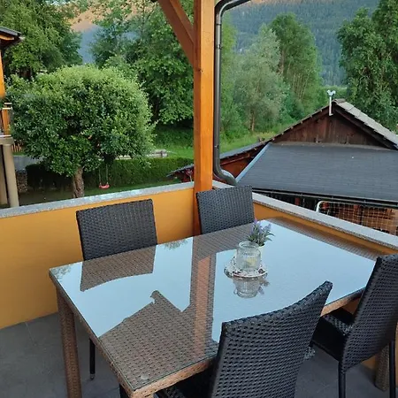 Apartament Berg & *