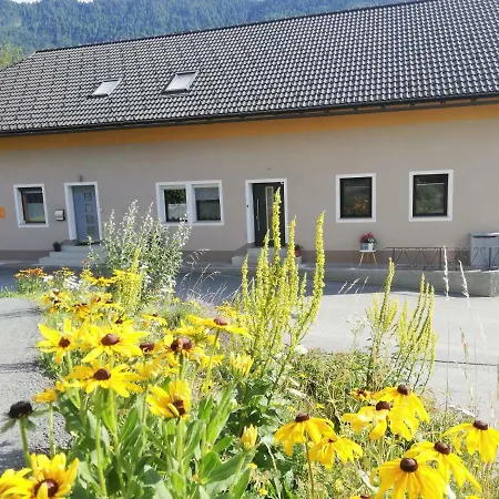 Berg & Διαμέρισμα